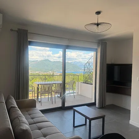 Bay View Village - Esmeralda 1 * Vignje